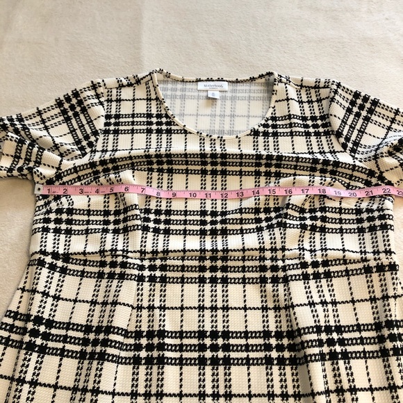Motherhood maternity black & cream plaid dress 2X - Picture 6 of 9